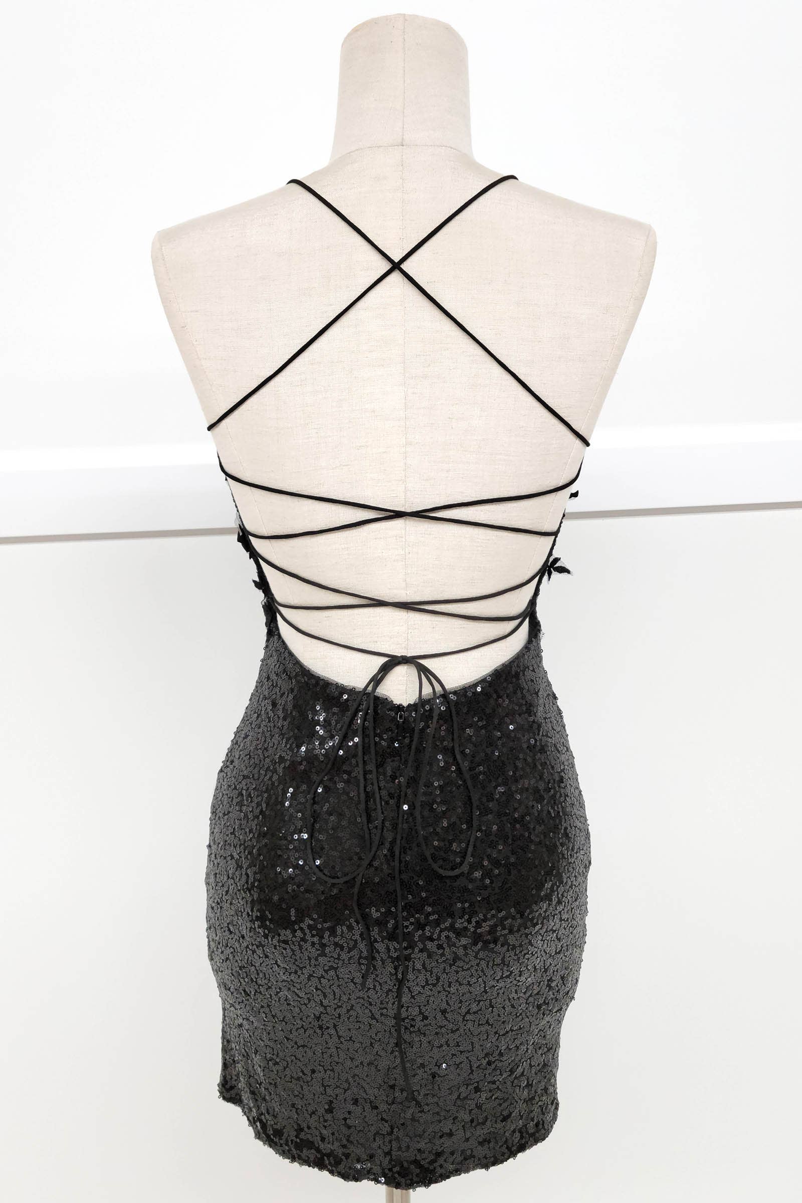 Chicas - Wholesale Jurk - Dames - Bodycon pailletten mini-jurk met bloemen en bandjes C80717