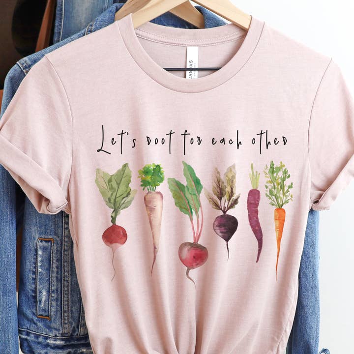 Par.tees by Party On! - Vendita all'ingrosso Maglietta serigrafata - Donna - Maglietta grafica con verdure del mercato degli agricoltori Let's Root Gardening5