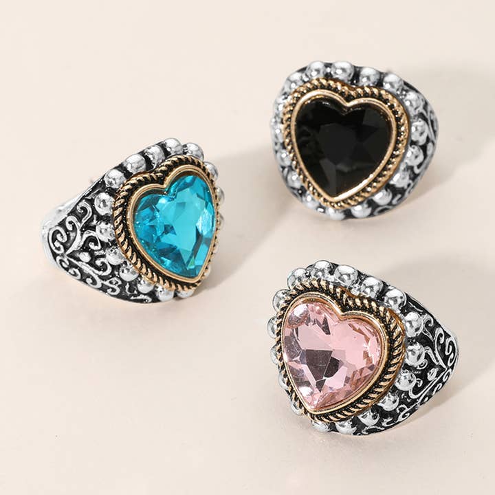 Antique Metal Heart Stone Stretch Ring
for wholesale by Sensibling Corp.