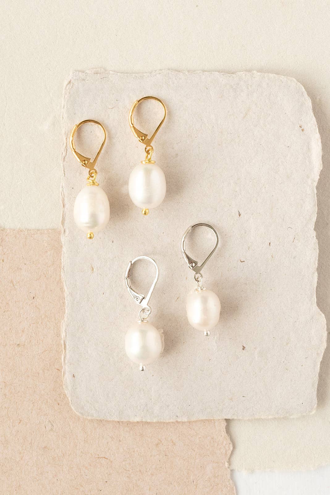Rebecca Accessories LLC – wholesale Dangle earrings – Freshwater Pearl Simple Dangle Leverback Earring Dainty Gift1