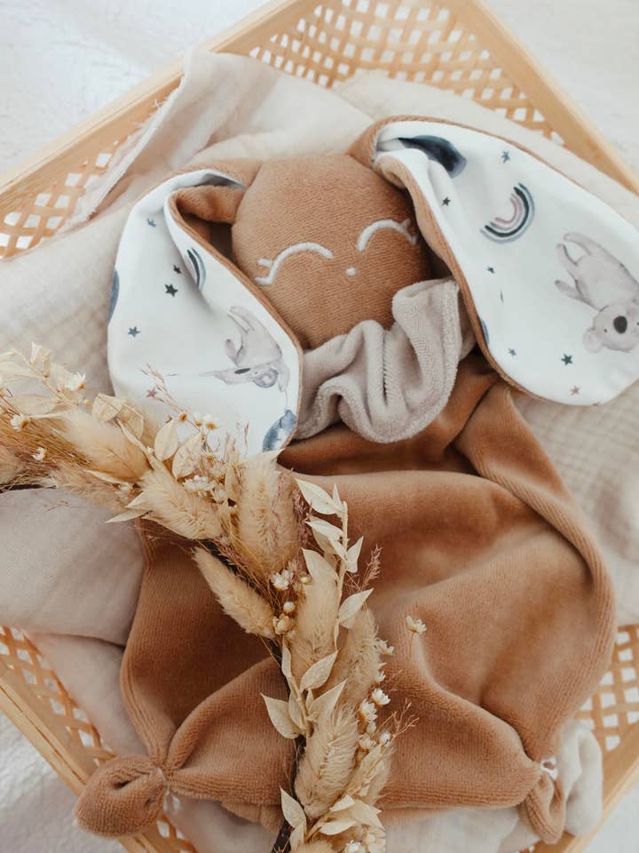 Garrafa de água quente com caroços de cereja em veludo - Flying Koalas por atacado de Louis & Jules Stambouli Conseil