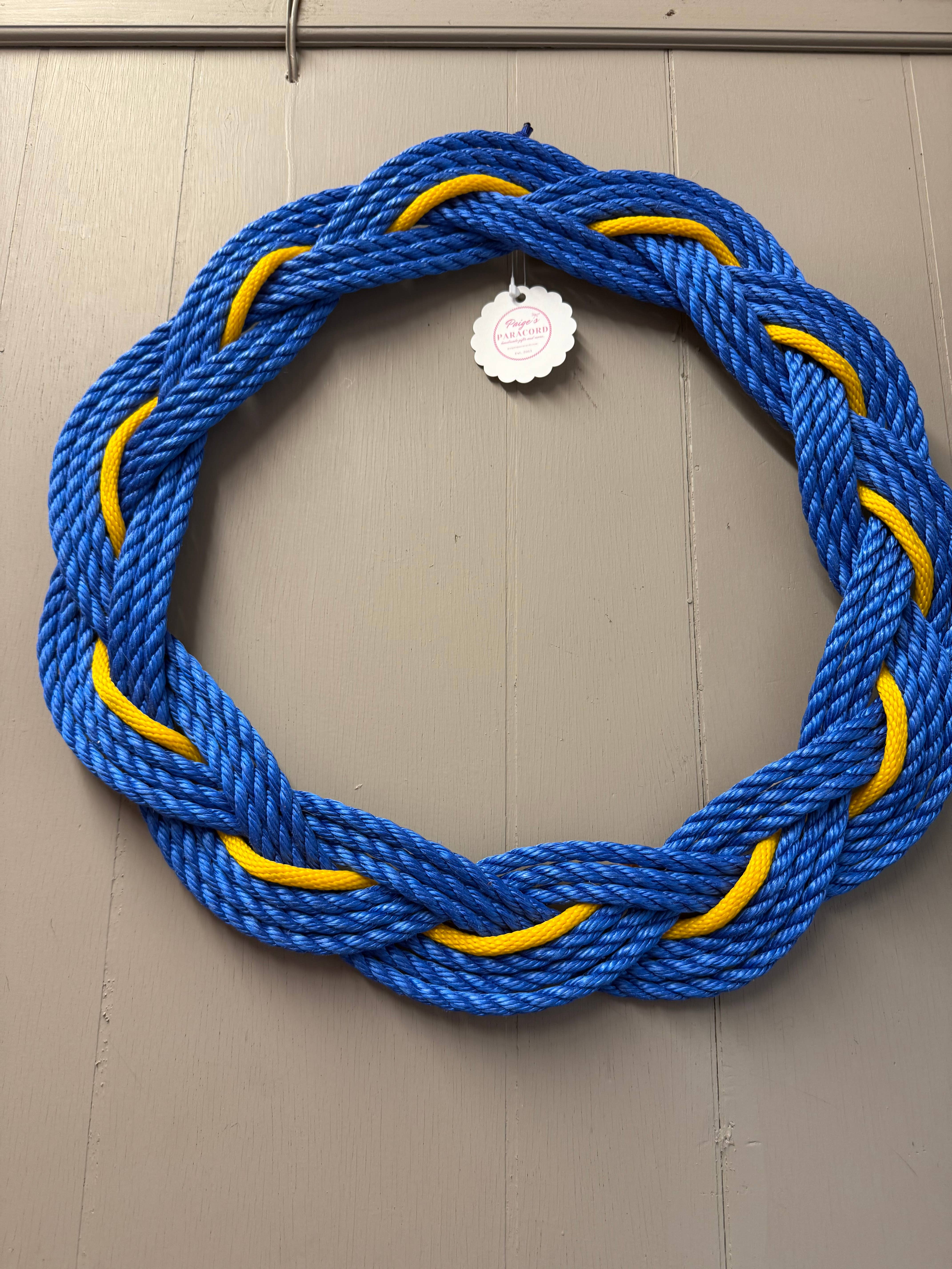 Paige's Paracord and More – wholesale Krans – 18 tums kungligt blå och gul krans