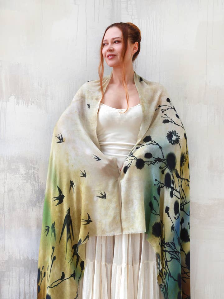 Swallows for wholesale by Shovava