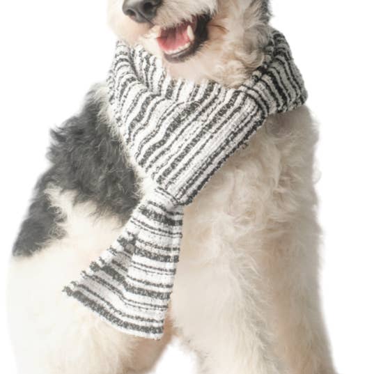 LINES SCARF for wholesale by Wiwis