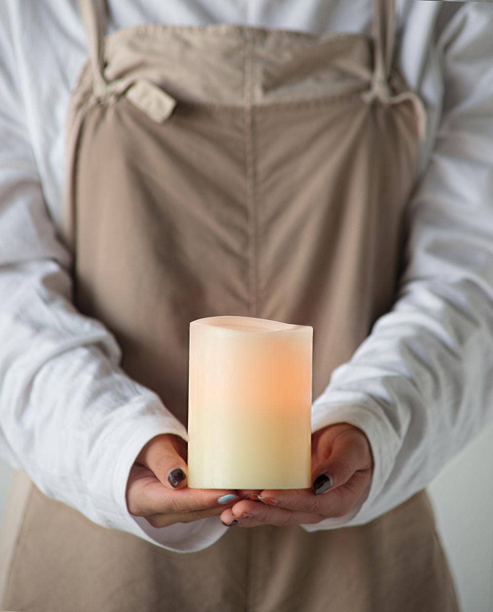 A&B Home Group Inc. – wholesale Flameless candle – D3x4" Modern LED Candle - White3