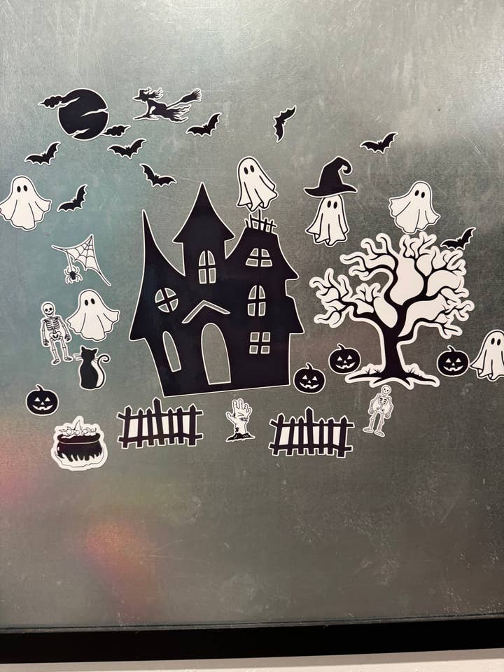 🏠 Magnetic Halloween House Play Set – Ghosts, Bats, Pumpkins & More for wholesale by Schwingline Shop