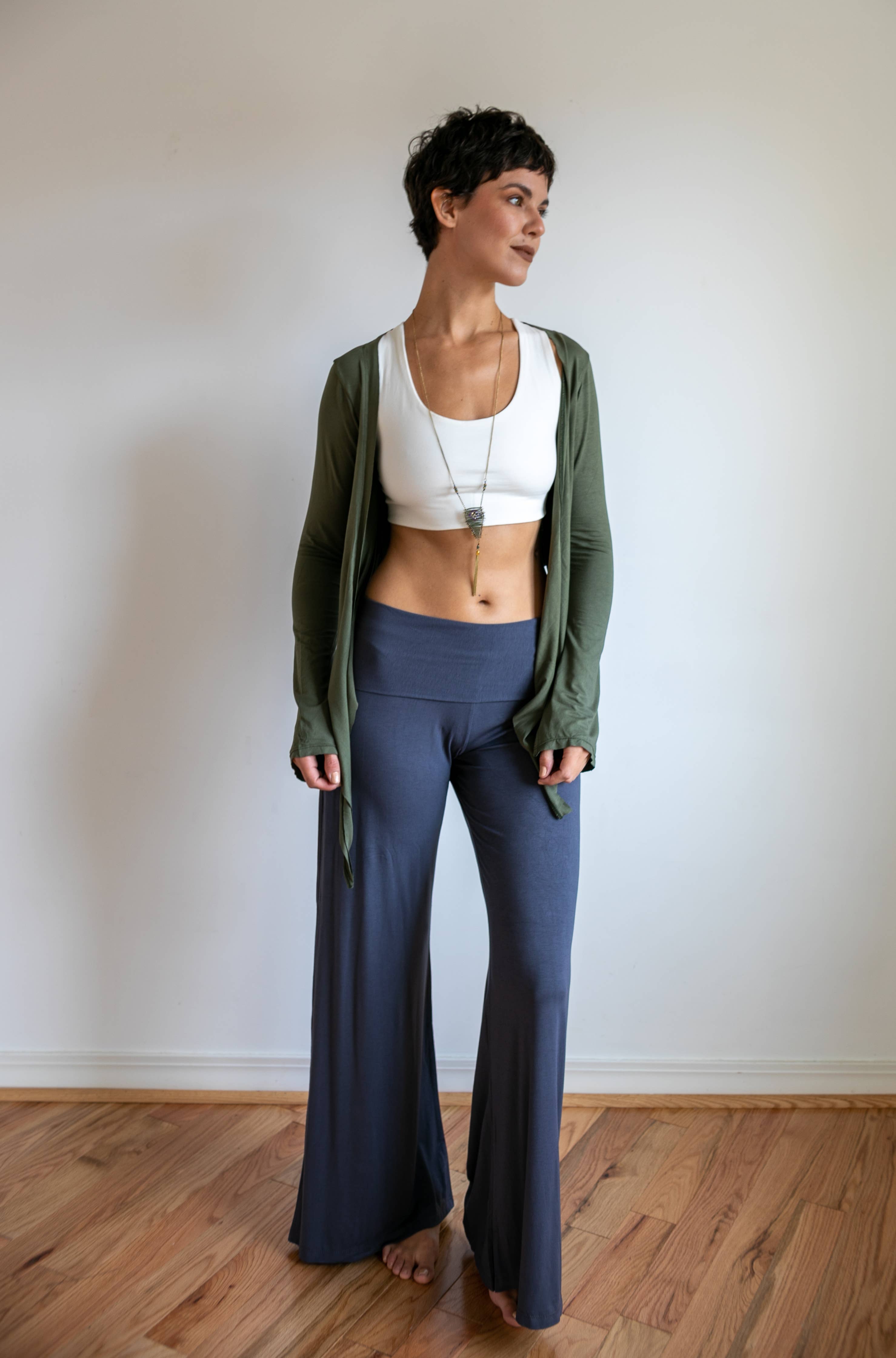 Paramita Designs - Vendita all'ingrosso Pantalone - Donna - Pantaloni palazzo a gamba dritta Sage3