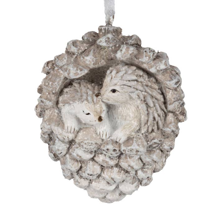 A73395: Resin wht hedgehogs in a pcone orn,3in for wholesale by Silver Tree Home & Holiday
