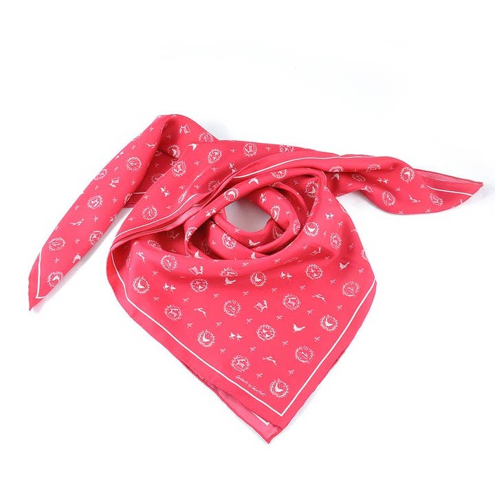 Guirlandes Écharpe carrée pour la vente par David Watson