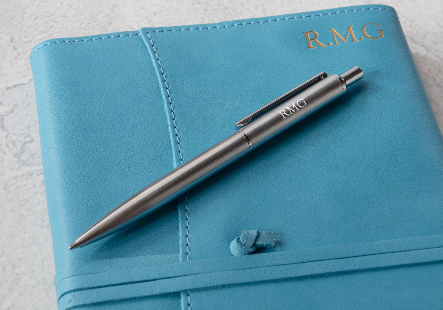 Creatico – Großhandel Tagebuch – Leatherkind Capri Notizbuch, A4, nachfüllbar, Geschenkset mit Stift43