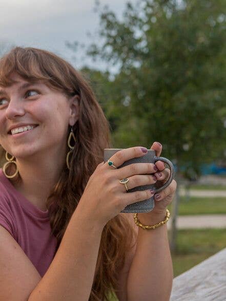 Fair Anita – Großhandel Einzelstein-/Solitär-Ring – Geometrischer Stein-Sterlingring - Meergrün Chrysoco1