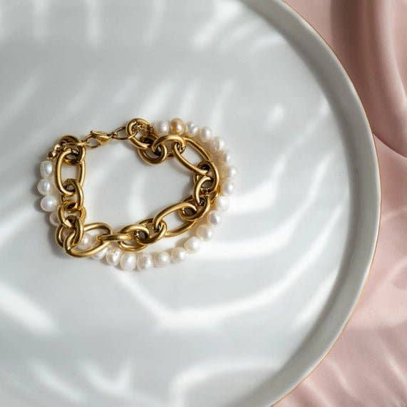 OE! - Wholesale Beaded Bracelet - PEARLS - BRACELET WITH FRESHWATER PEARLS3