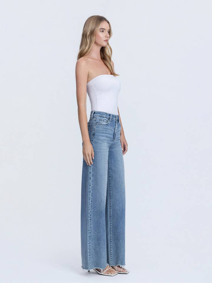 CLOSENESS SUPER HIGH RISE MEDIUM WASH RAW HEM WIDE LEG JEANS F6373 for wholesale on Faire4
