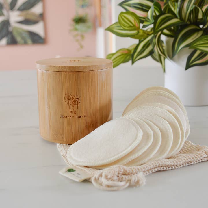 Me Mother Earth - Wholesale Cotton Pad - Bamboo Storage Box + Hemp Cotton Rounds | Zero Waste Beauty1