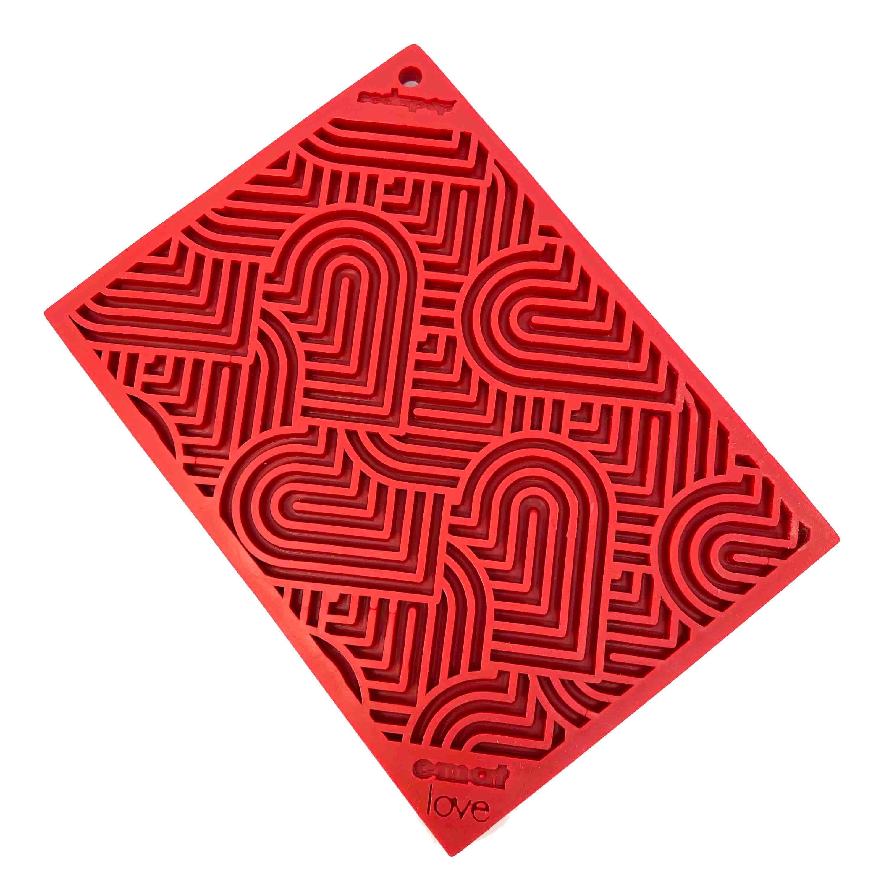 SodaPup Dog Toys – wholesale Pet food mat – Dog – Heart Design Valentine Enrichment Lick Mat6