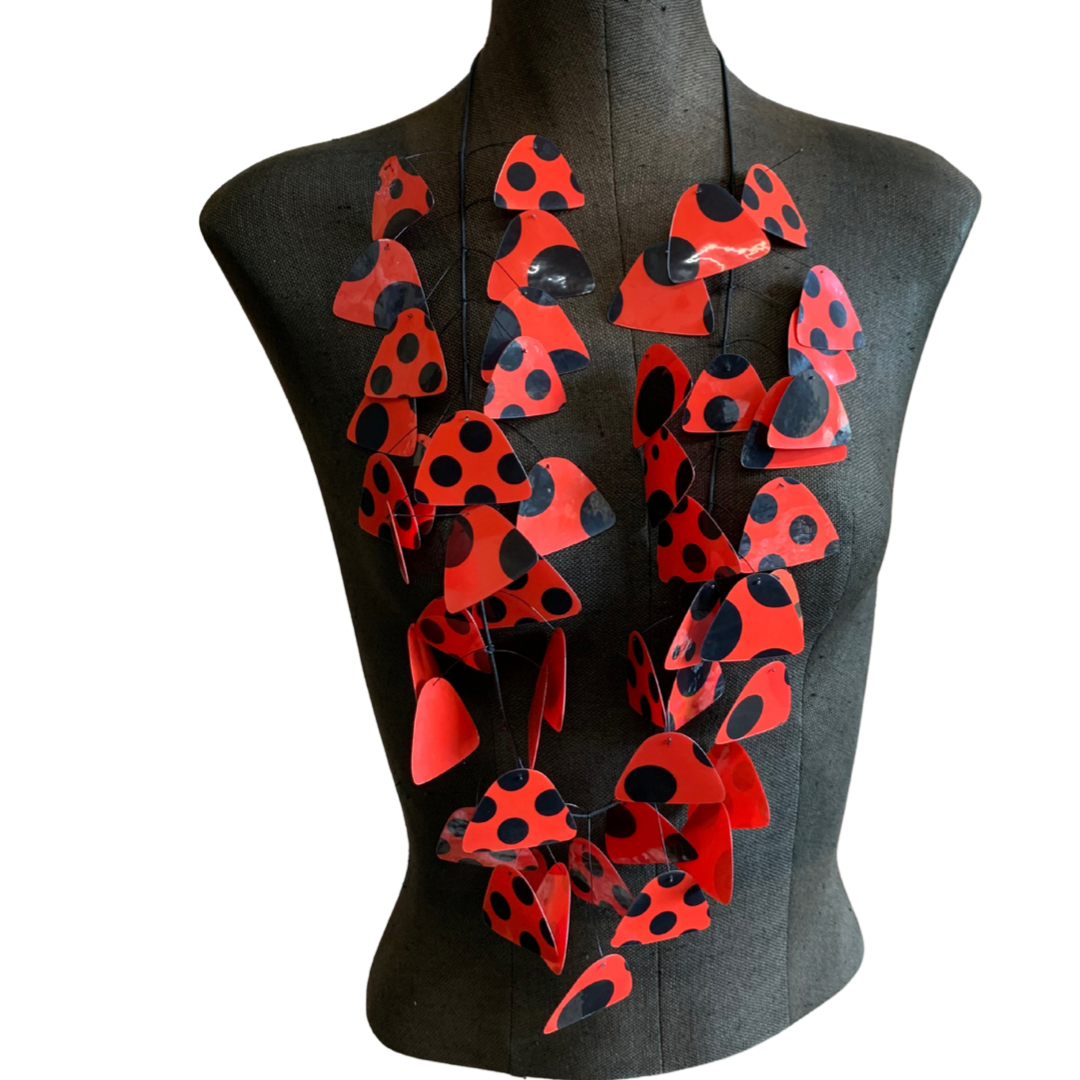 TAKARA Designs - Vente Colliers plastrons - Collier Kinetics1