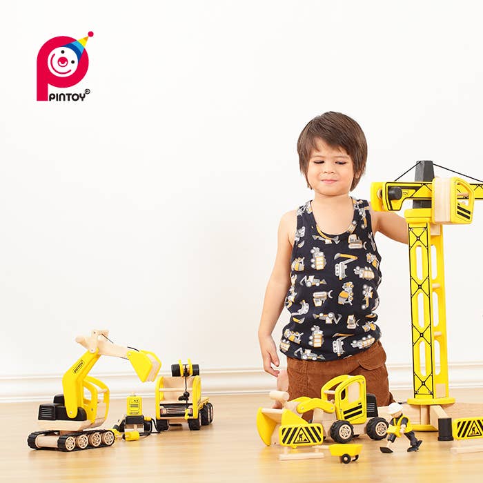 Uniche Collective - Wholesale Wood Toy - Kids - PINTOY Digger3