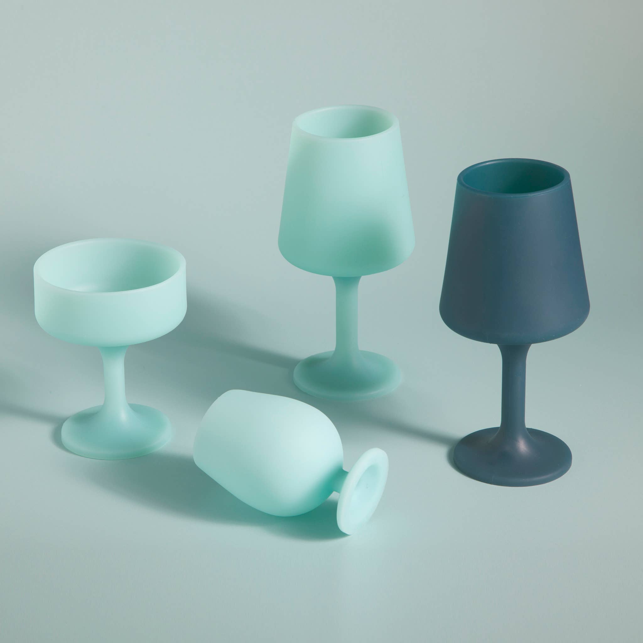 porter green | style + sustainability - Wholesale Wine glass - Mist + Ink | Stemm | Silicone Unbreakable Wine Glasses4