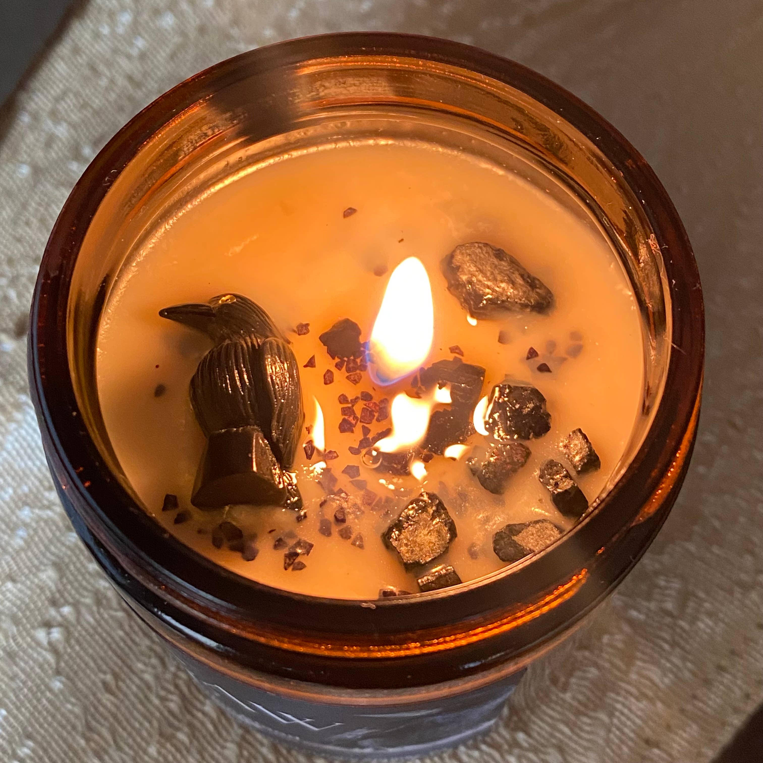 Raven’s Hearth – Großhandel Kerze im Glas / gefüllte Kerze – F-CAW-F Kerze (NSFW) | Drachenblut-Duft | Vegan6