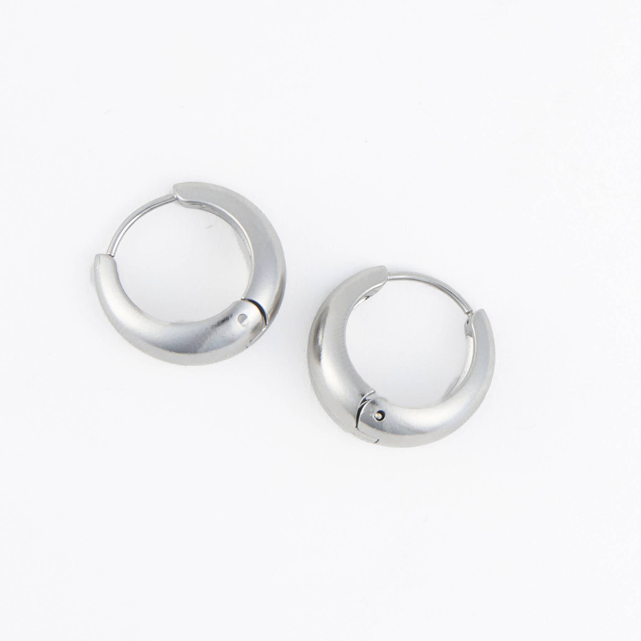 Howard's – wholesale Hoop earrings – Waterproof Earrings Graduated Hoop in Gold & Steel Narelle5