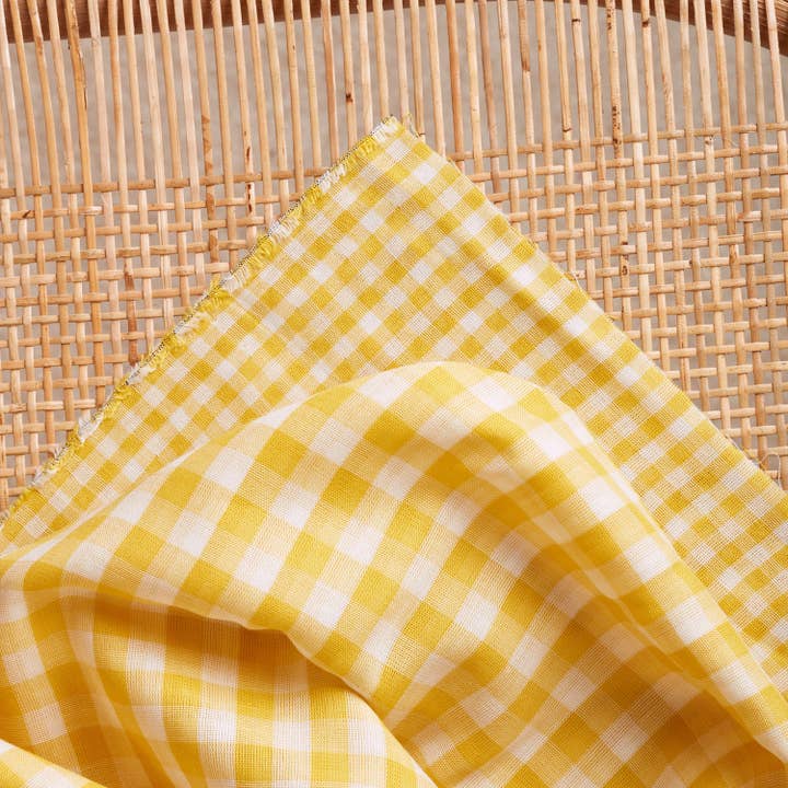Tissu Vichy Off-White Lemon pour la vente par Atelier Brunette - Fabrics & Sewing Patterns Shop