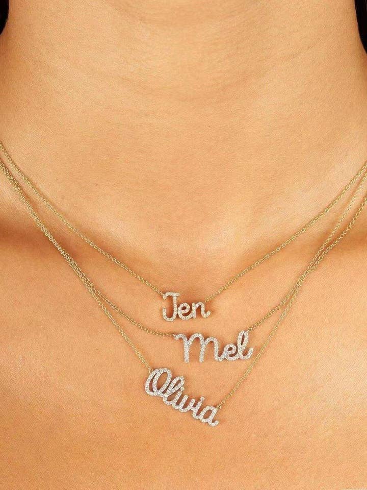 Collier personnalisé avec plaque prénom JESSICA pour la vente par ZEN&CO Studio