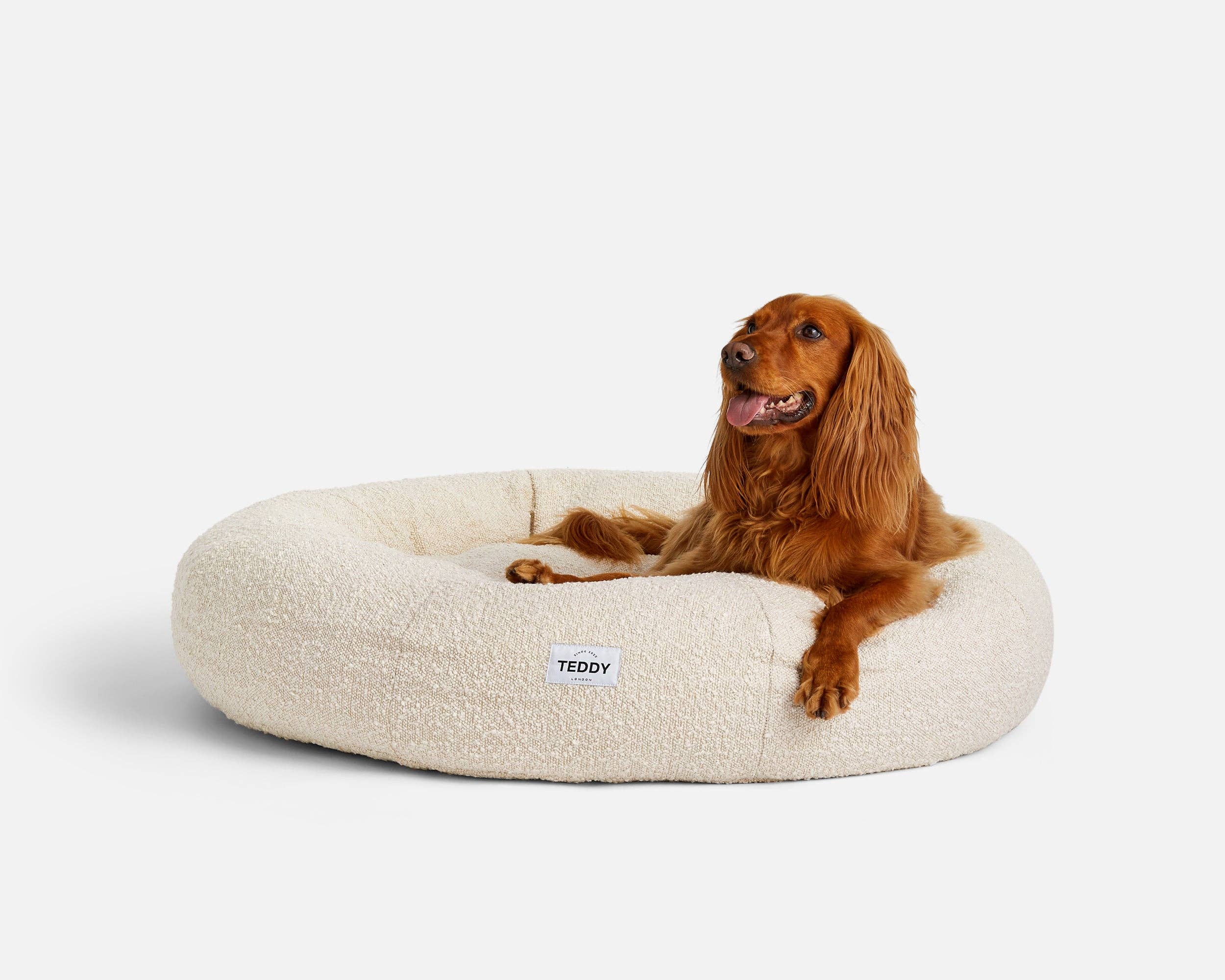 TEDDY LONDON – Großhandel Haustierbett – Hund – NEUES WEISSES WOLKENBETT MIT MITTELHOHEM BOUCLE-DESIGN1