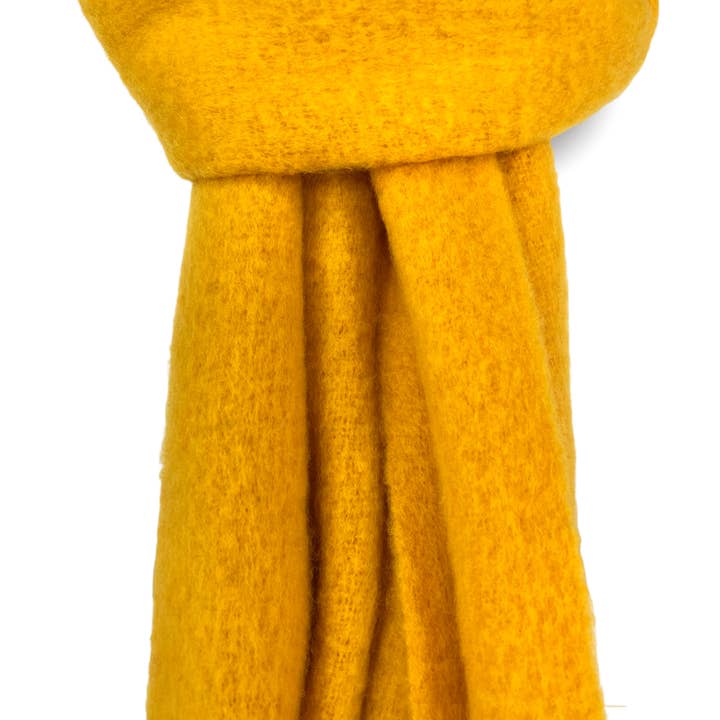 London Scarves - Wholesale Scarf - Women's - Plain chuncky fluffy scarf14