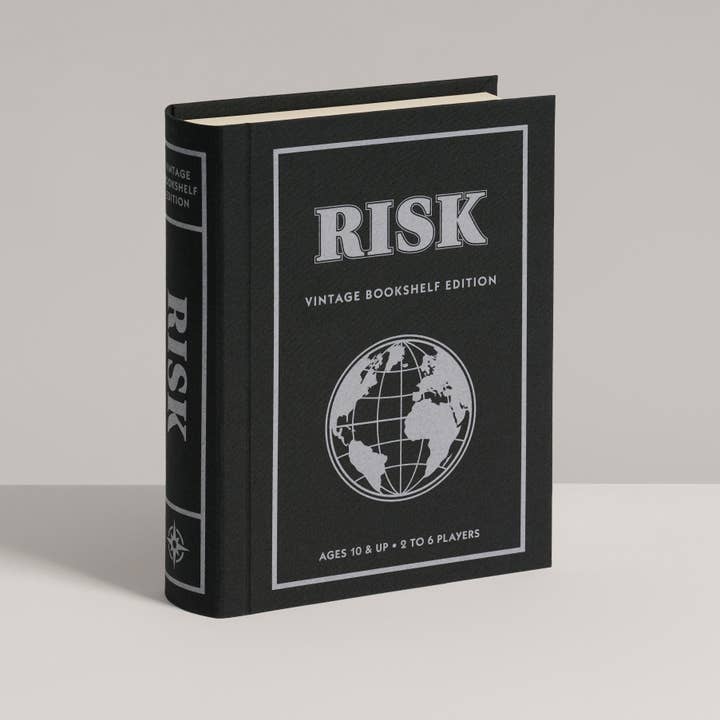 WS Game Company – wholesale Board game – Risk Vintage Bookshelf Edition