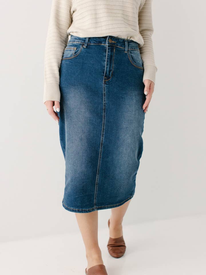 The Main Street Exchange - Wholesale Skirt - Women's - 'Wren' Classic Denim Skirt7
