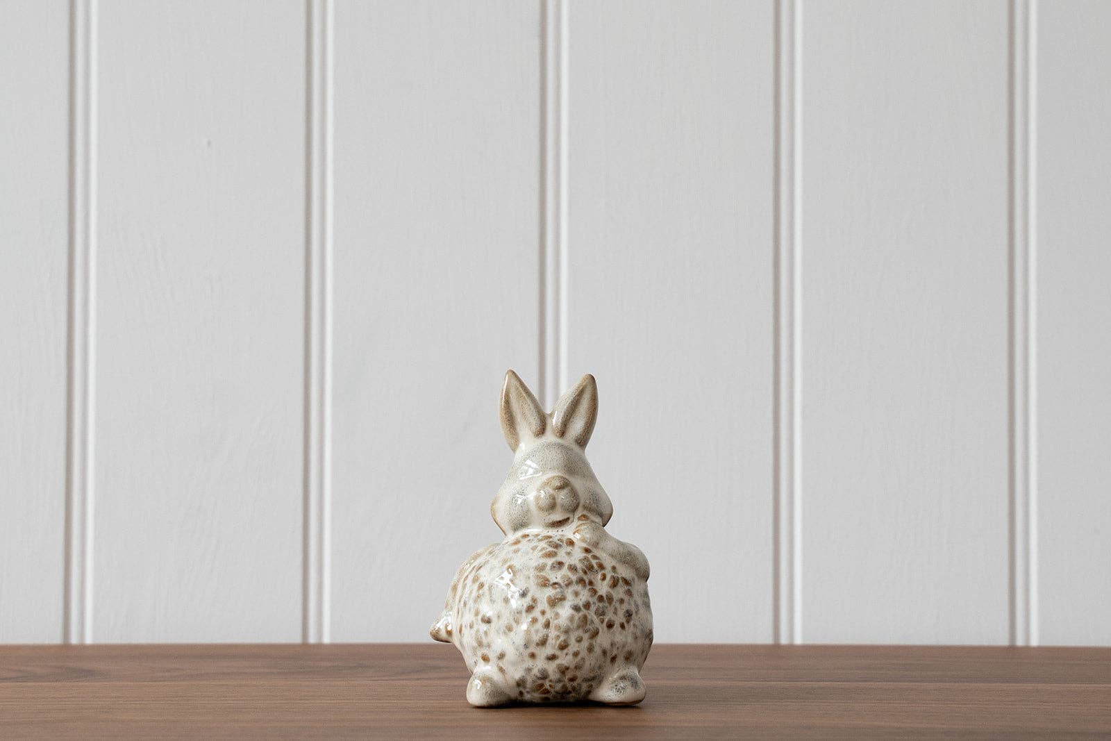 We Love Seasons Ltd – wholesale Decorative figurine – Small Light Brown Ceramic Easter Bunny0