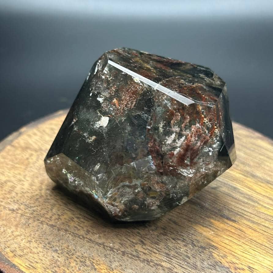 The Crystal Tabby – wholesale Andlig sten/kristall – Inklusion Kvarts Fri Form B0