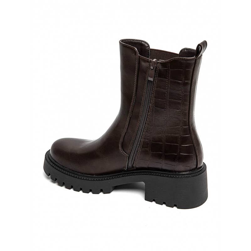 Black Five thousand eight hundred fifty-three for wholesale on Faire8