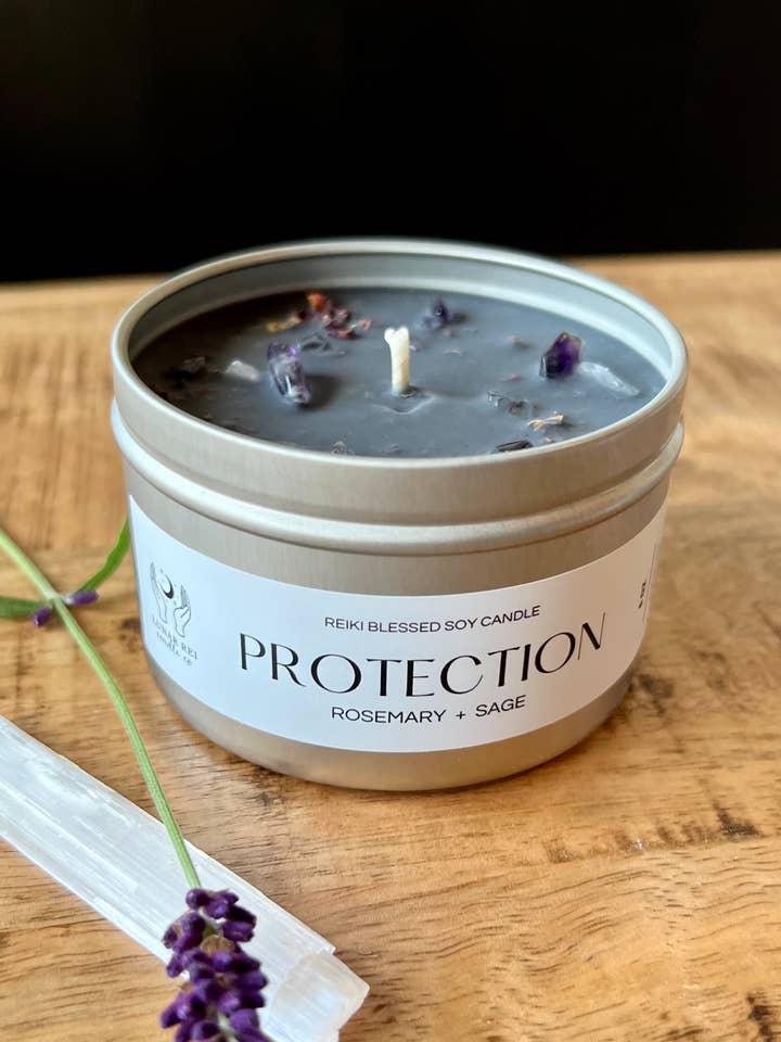 Protection pour la vente par Lunar Rei Candle Co.