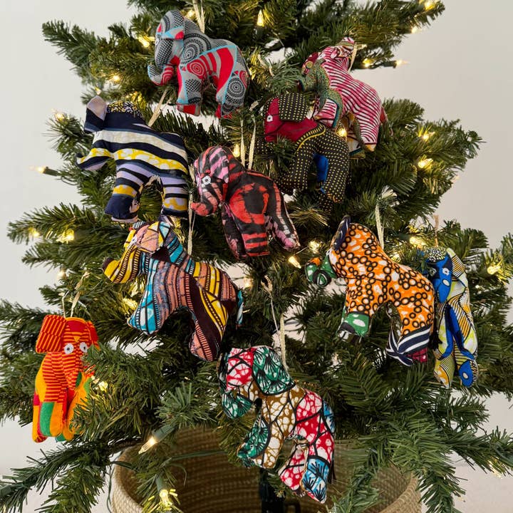 Amsha – Engroshandel Pynt – Safari Elephant Ornament: Assorteret