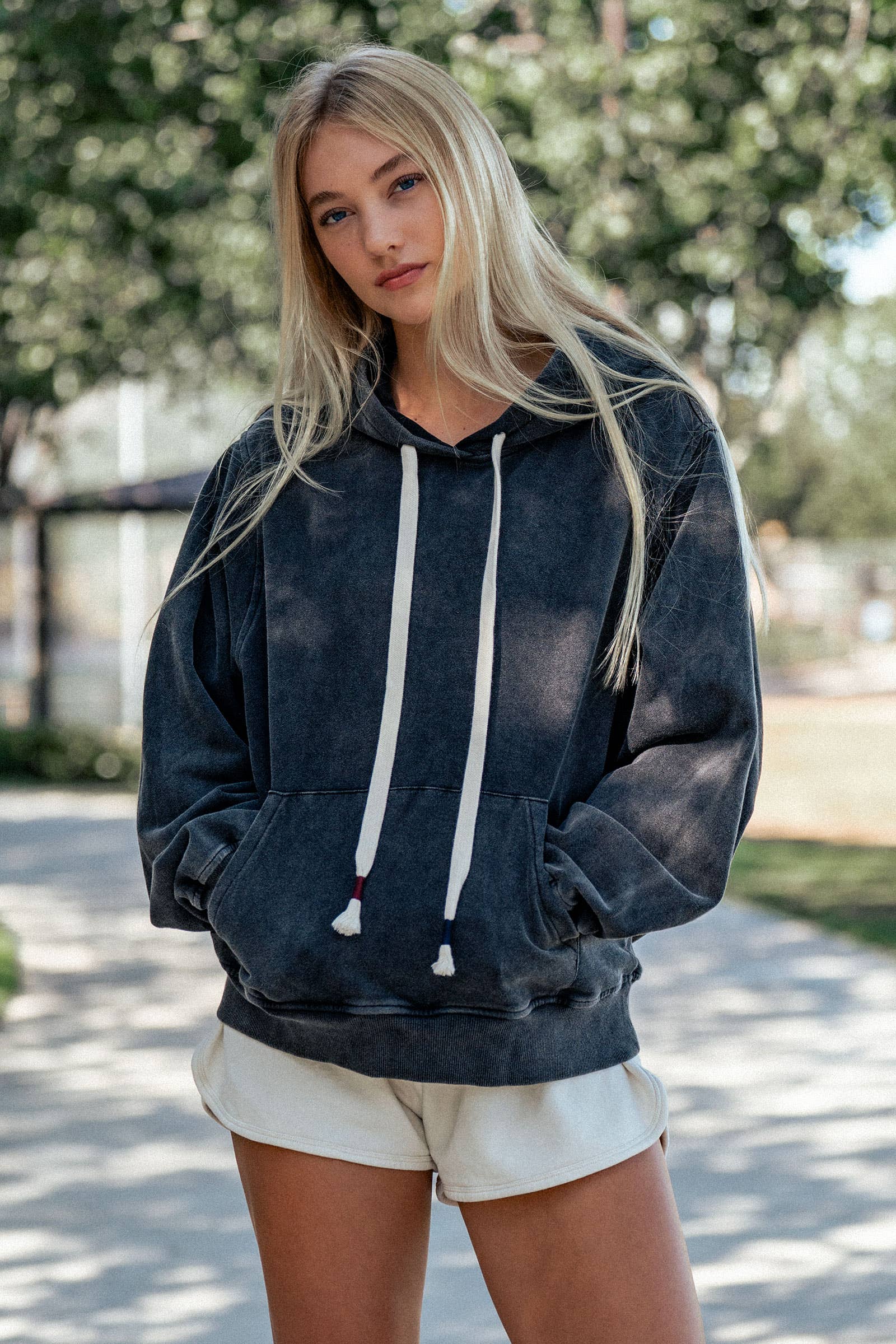 Urban Daizy - Wholesale Hoodie - Women's - Vintage Wash Oversized Brushed Hoodie2