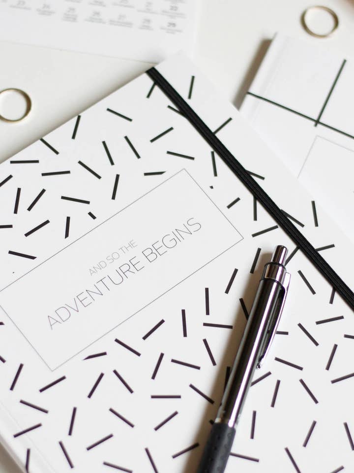 Täpivihik Adventure Begins & Life Is Short for wholesale by SEIK