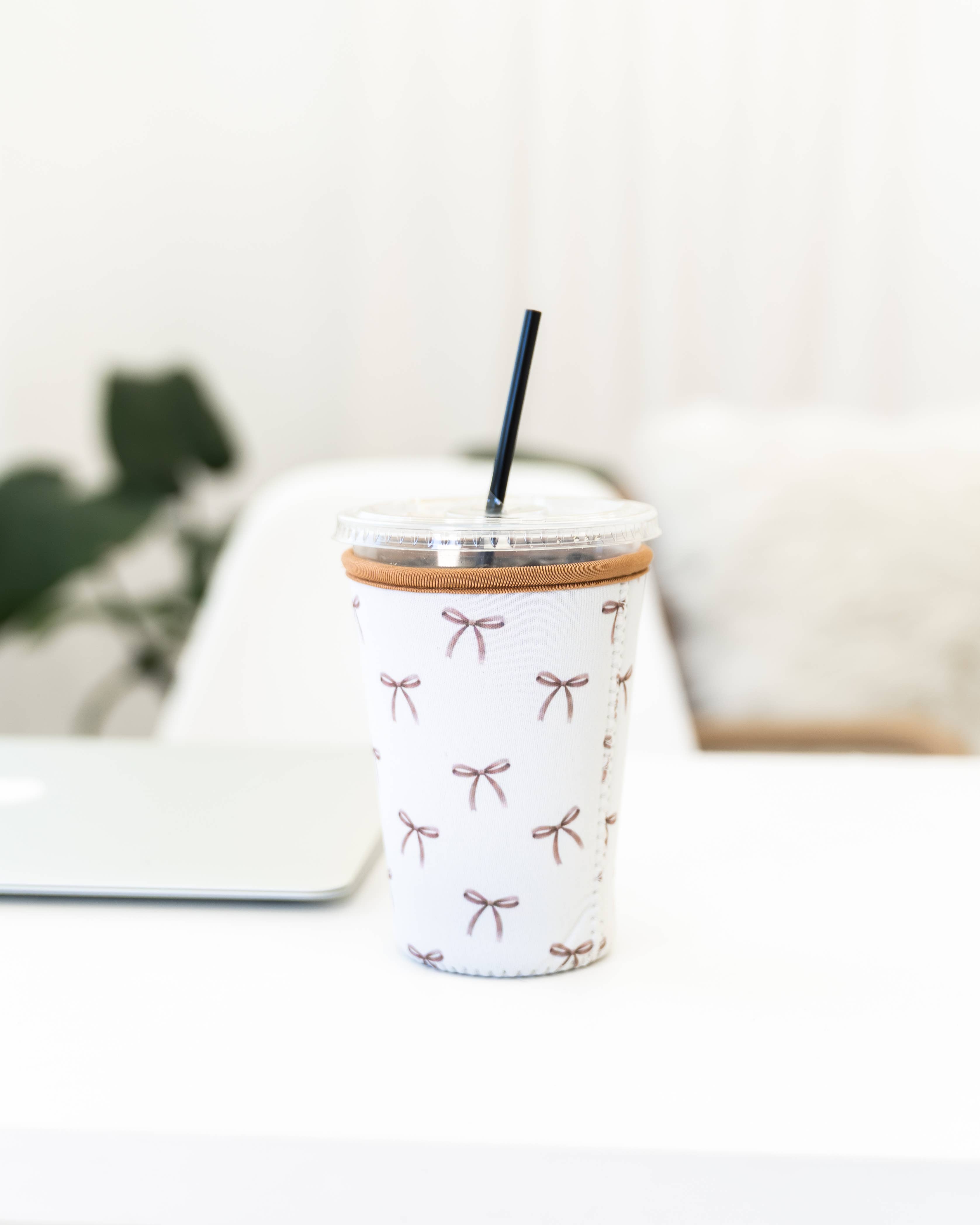 Frederick Family Co. – wholesale Drinkkramare – Iskall kaffemuggsskydd för kalla drycker6