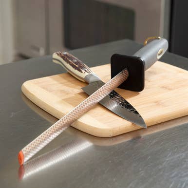 Smiths - Wholesale Knife Sharpener - 10" Oval Diamond Sharpening Rod