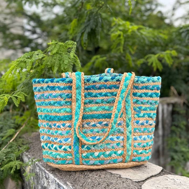 GYPSY STUDIO - Wholesale Beach bag - Woman's Jute Shoulder Bags beautifully handcrafted Bags1