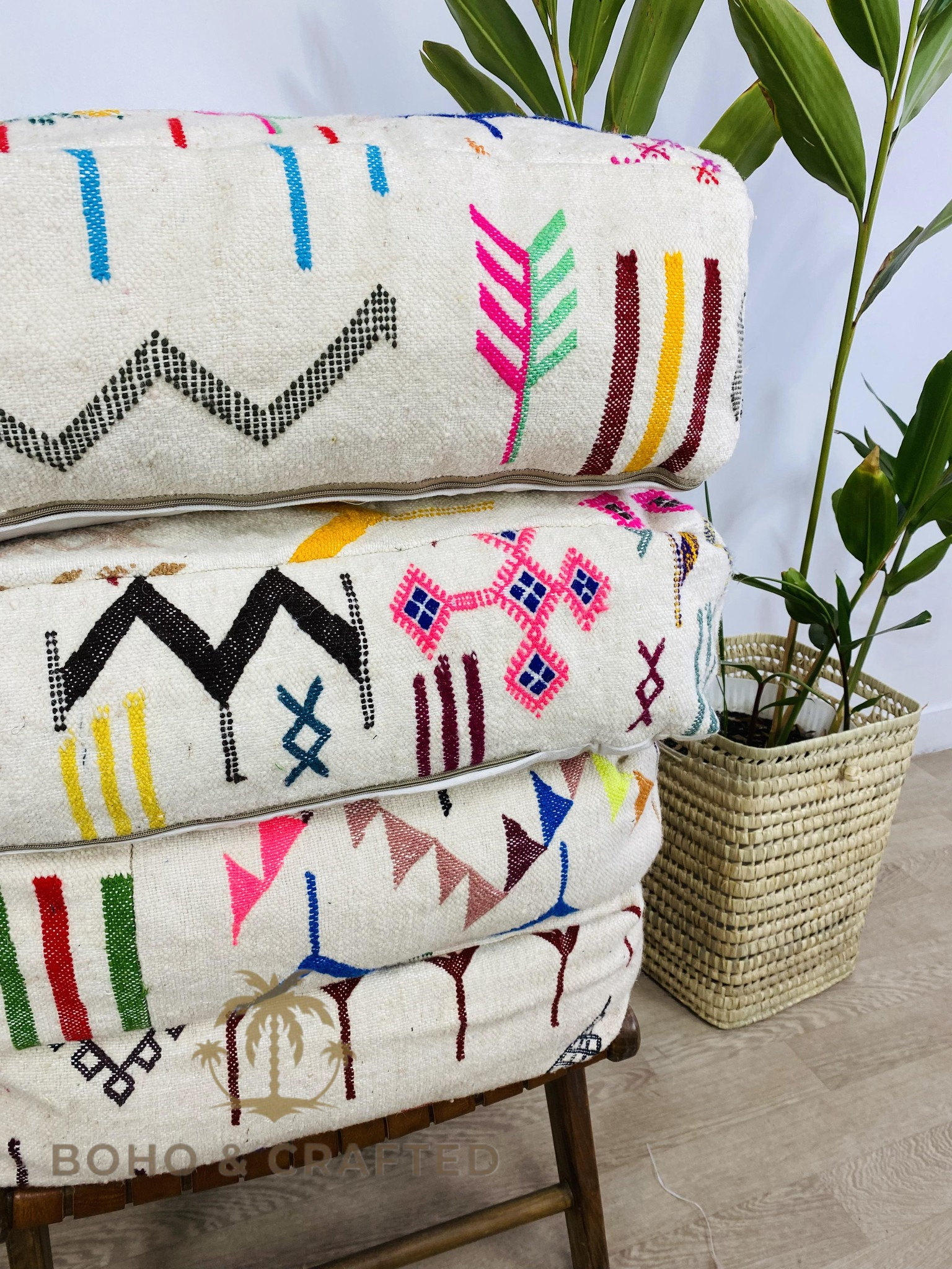 BohoVibeCraft - Wholesale Pouf - Multicolored Moroccan Kilim Pouf, Floor Pouf, wool colored7