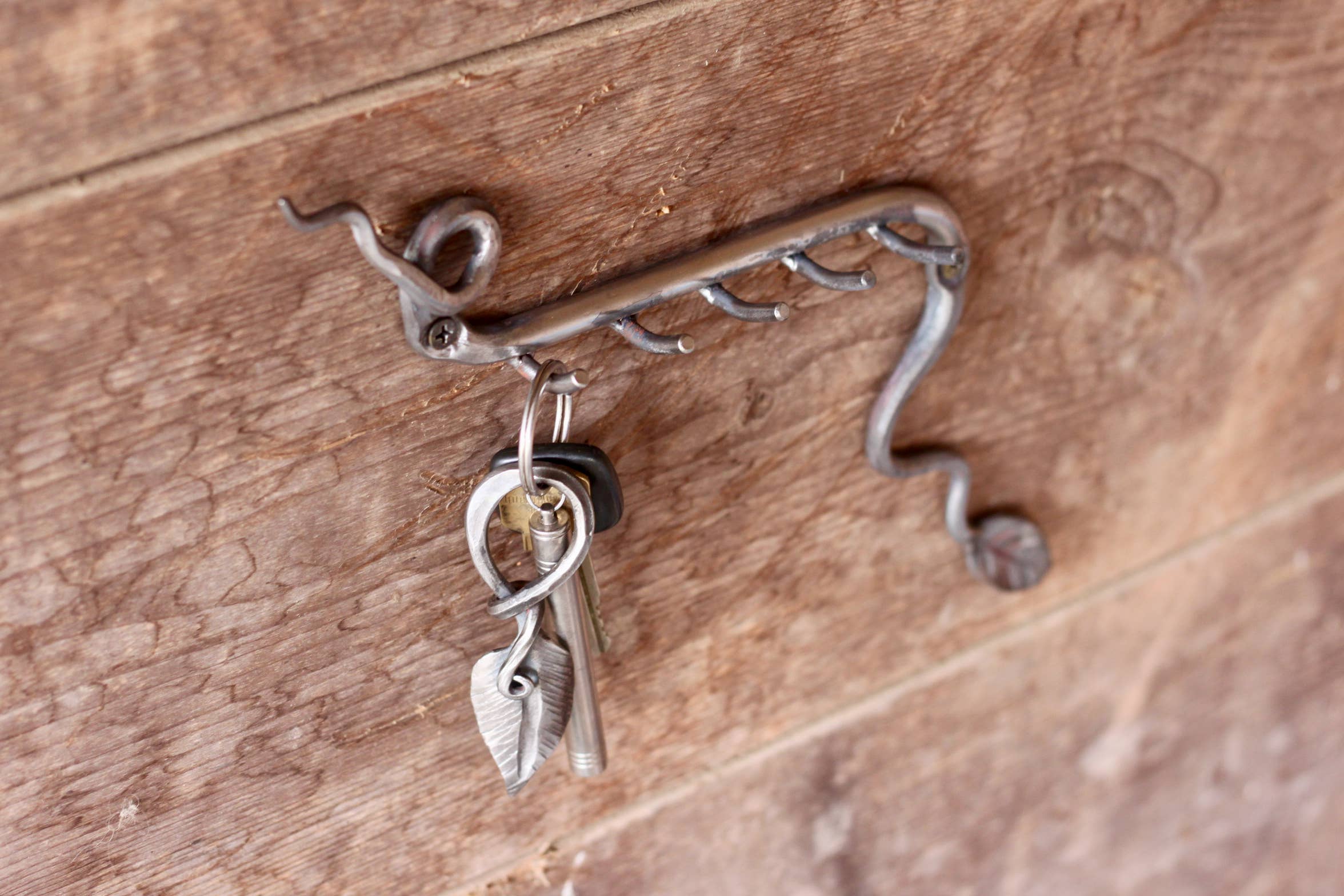 Wicks Forge - Wholesale Wall Hook - Leafy Key Rack2
