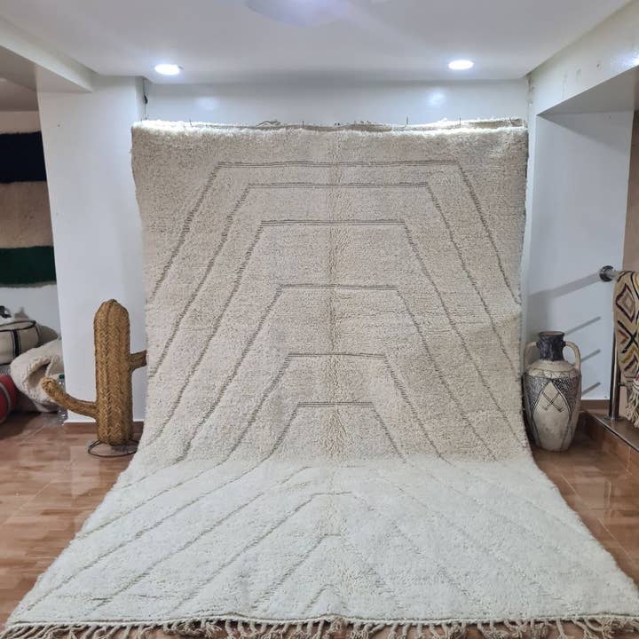 HANDMADE CARPETS MOROCCAN RUGS 200 - 300 cm 198 for wholesale by Maroccarpets Poufs and pillows wholesale +31648976894