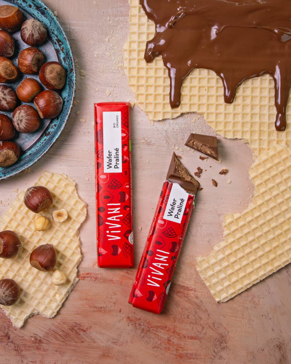 Brand Organic – wholesale Chocolate bar – Vivani Wafer Praliné Chocolate Bar 40g Organic1