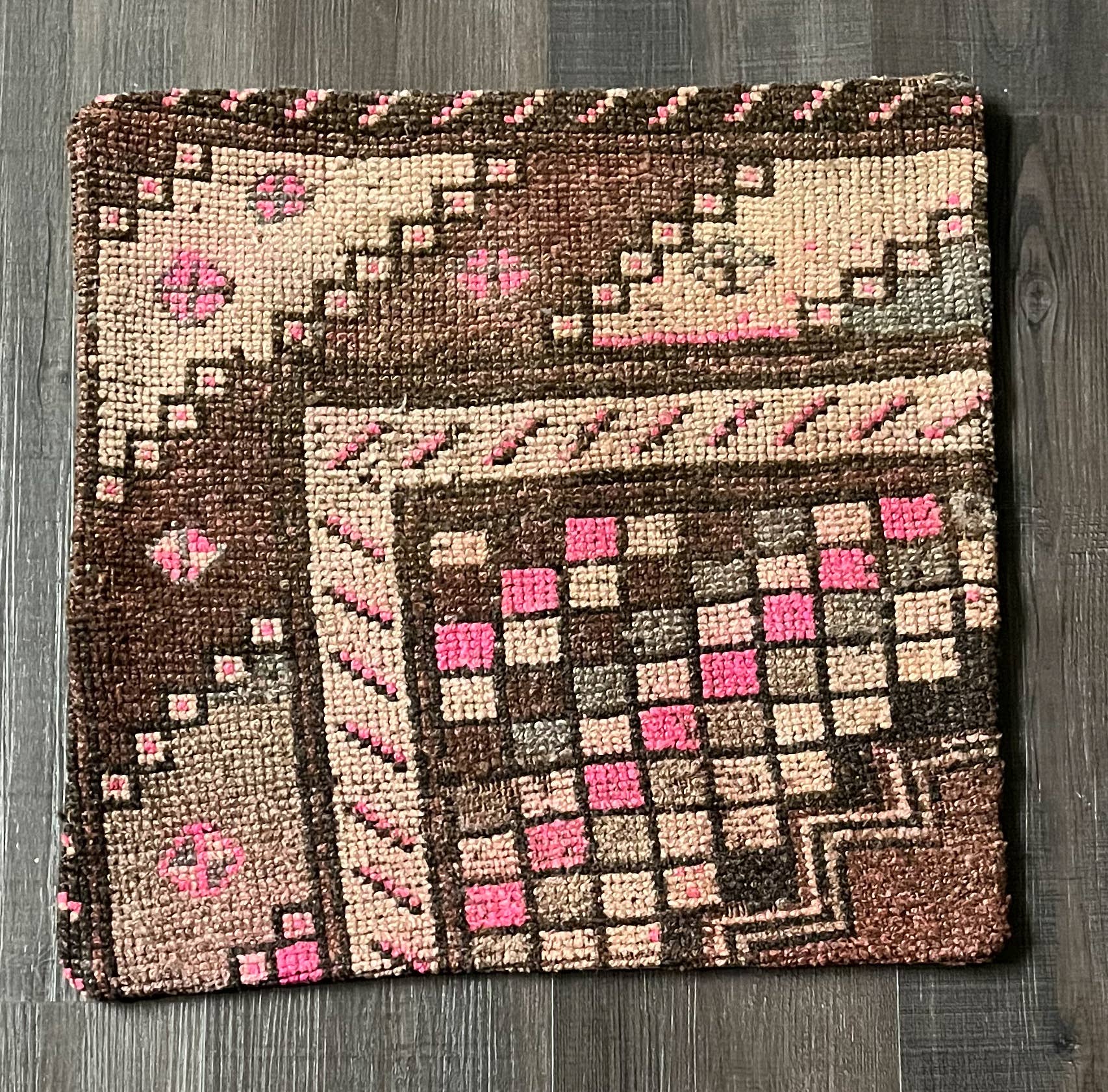 REMOVED BRAND - Wholesale Throw Pillow Cover - Blaise Vintage Rug Pillow Cover0