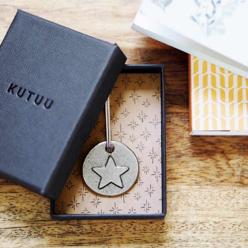 Kutuu - Wholesale Keychain - Unisex - 'Amazing Teacher' Star Keyring3