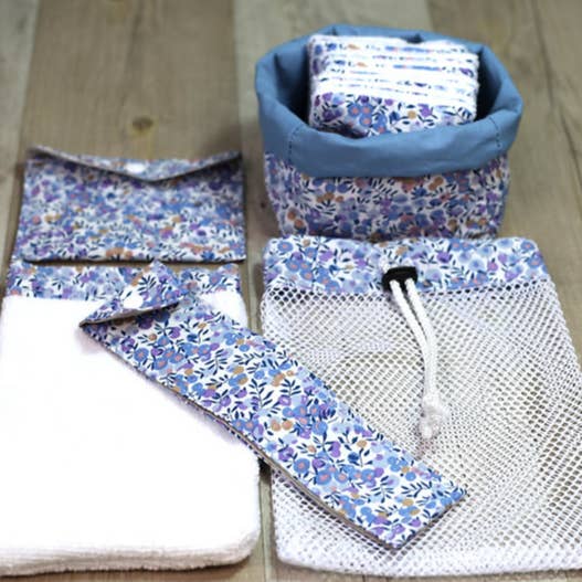 box cadeau zéro-déchet style liberty bleu/violet pour la vente par les folies ecolos