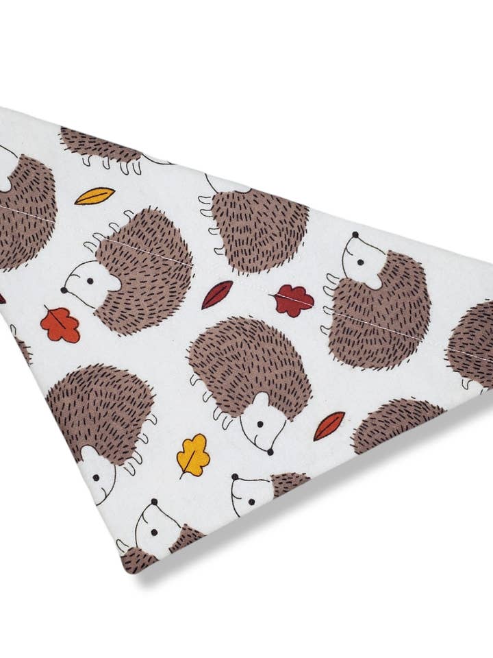 Bandana Porcupine per la vendita all'ingrosso da parte di Pawtastic Attire