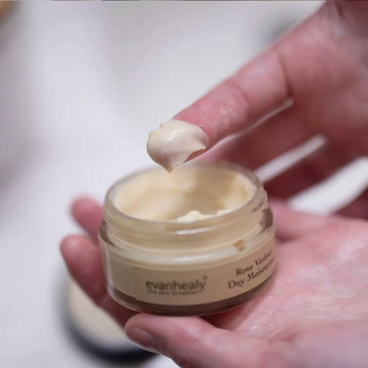 Abundance Naturally Ltd. - Vendita all'ingrosso Crema idratante viso - Evanhealy | Idratante Rosa Vetiver1