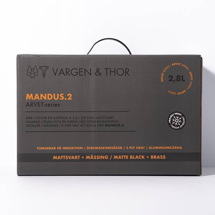 Vargen & Thor - Wholesale Cooking Pot - MANDUS 2 - 2.8L Matt black pot with brass details
5